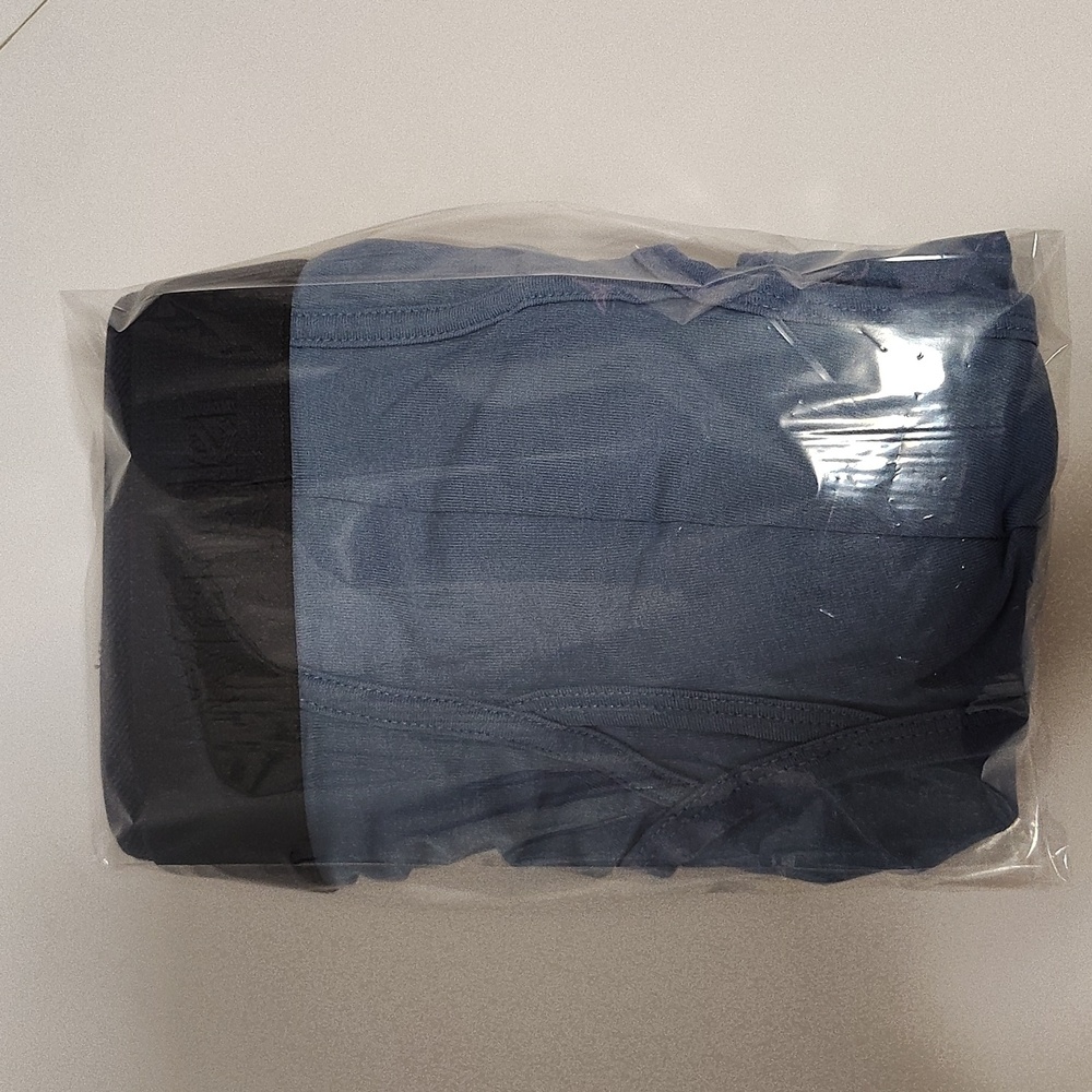 New Wrangler Men's Briefs - Navy and Light Blue Sz 36-38 - Picture 4 of 5